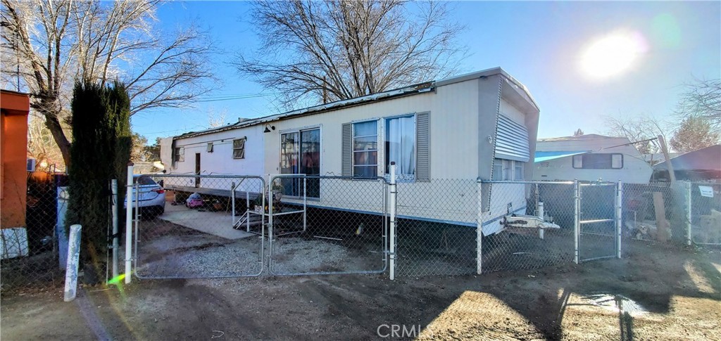 38525 90th Street E Property Photo 12