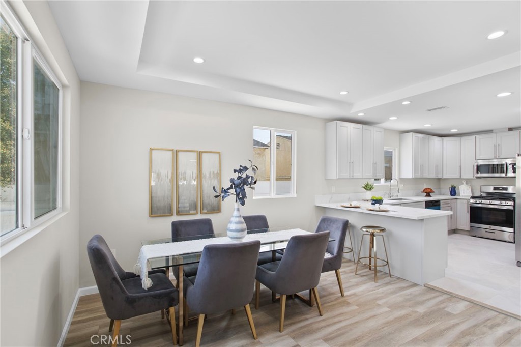 4144 Lennox Boulevard Property Photo 6