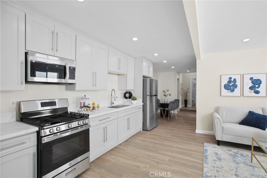 4144 Lennox Boulevard Property Photo 19