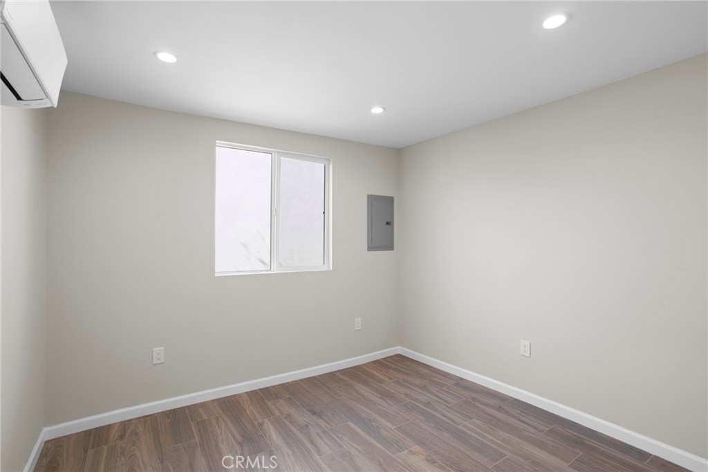 4144 Lennox Boulevard Property Photo 22