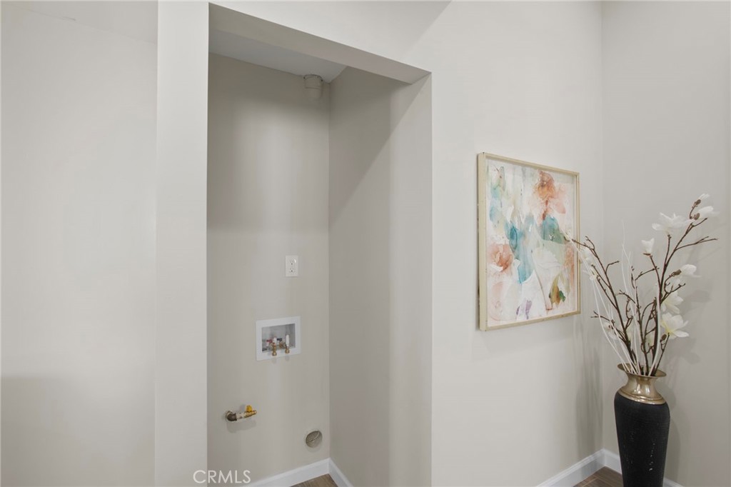 4144 Lennox Boulevard Property Photo 23