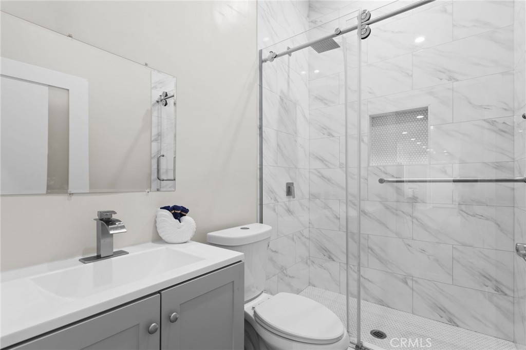 4144 Lennox Boulevard Property Photo 29
