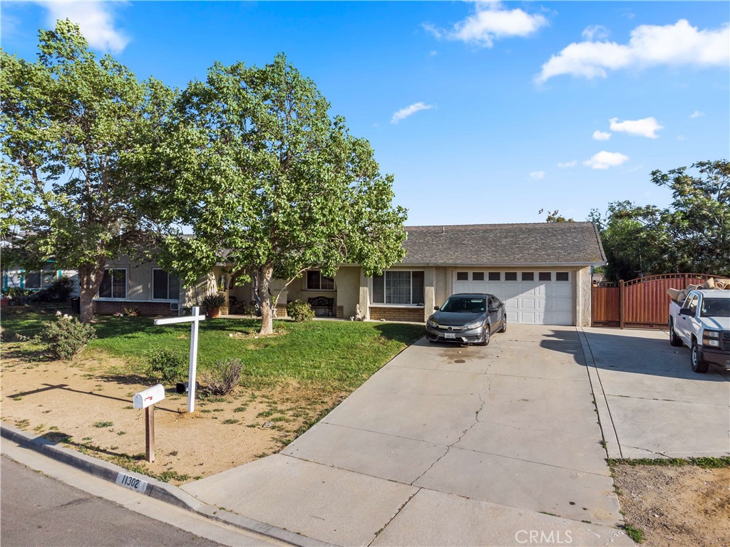 11302 Mercury Ct Property Photo