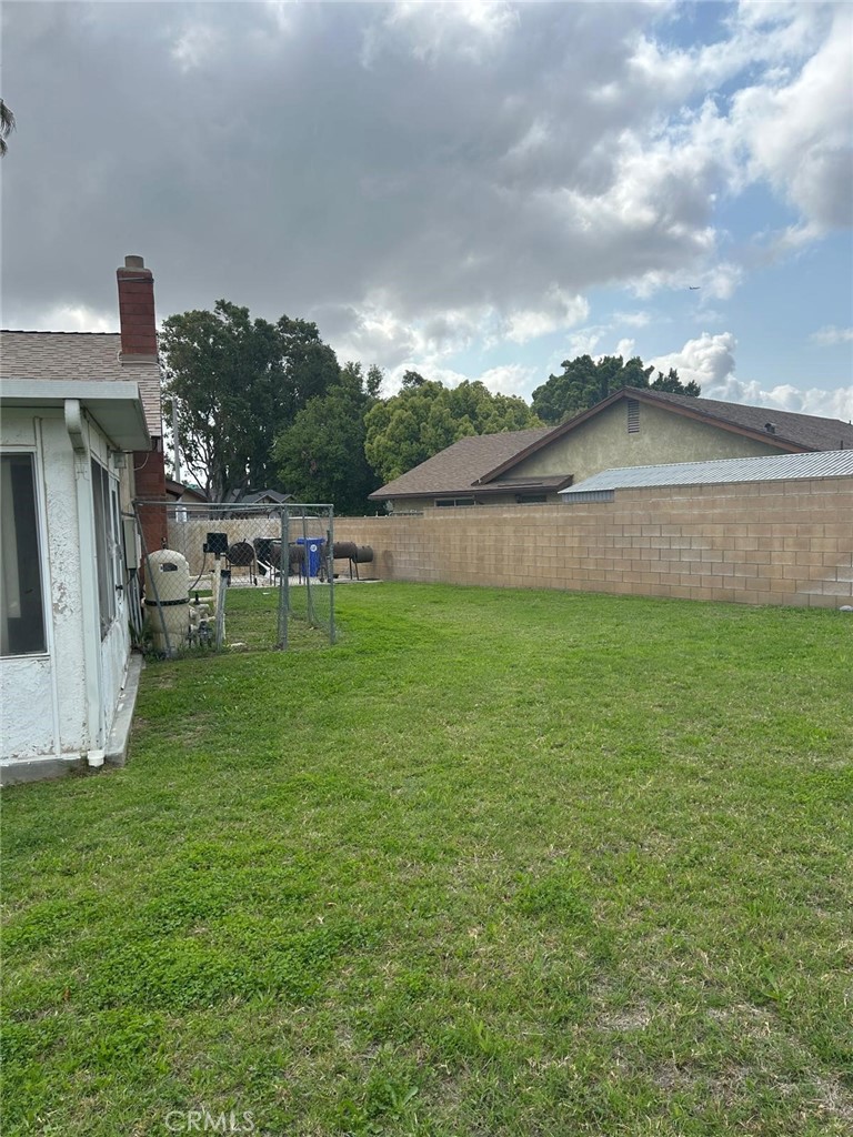 9050 Dumond Drive Property Photo 6