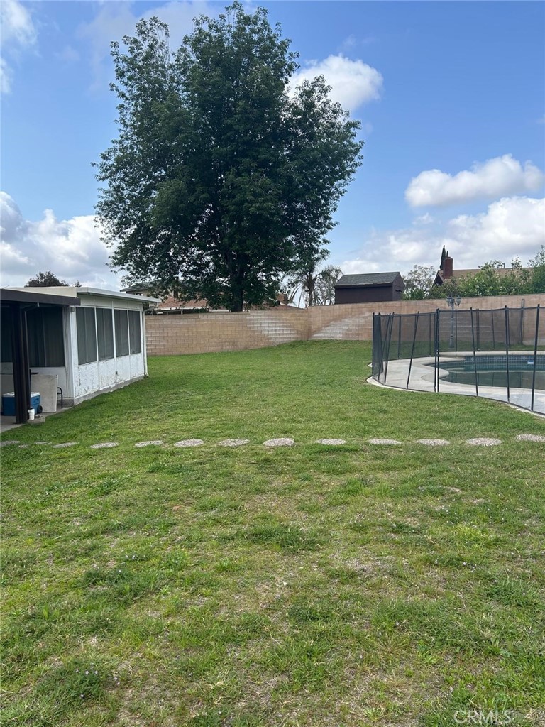 9050 Dumond Drive Property Photo 7