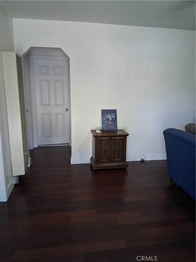 270 E Heath Lane Property Photo 3