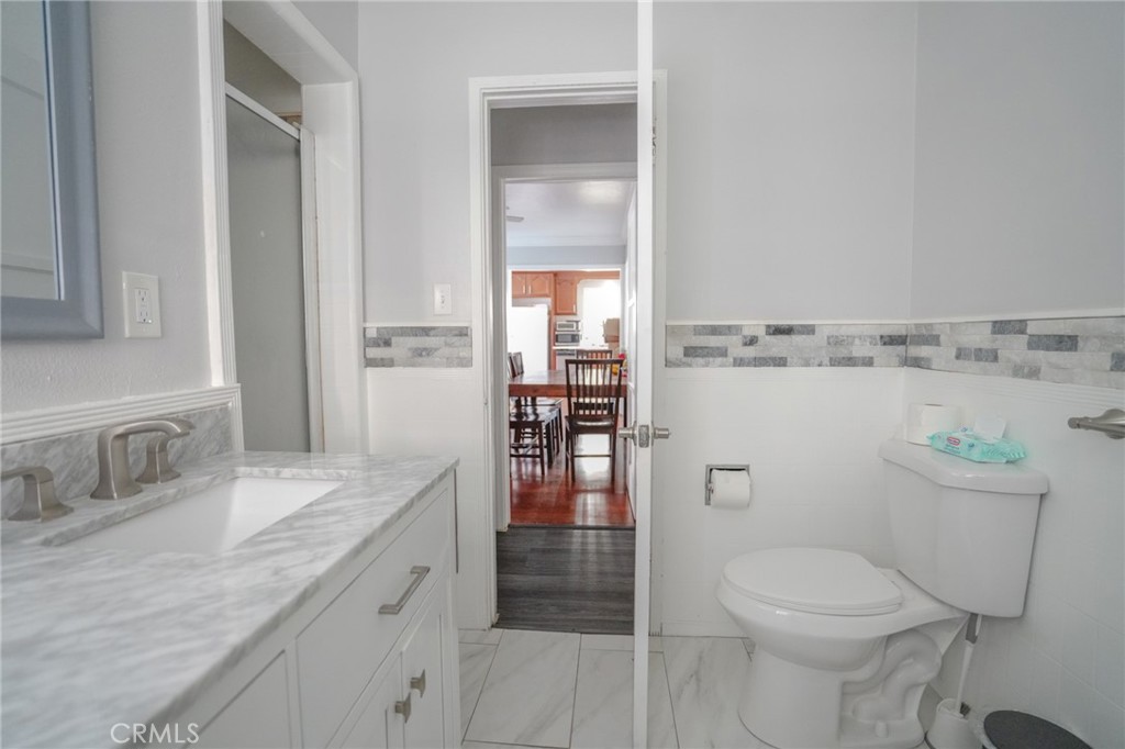 404 Poinsettia Property Photo 34