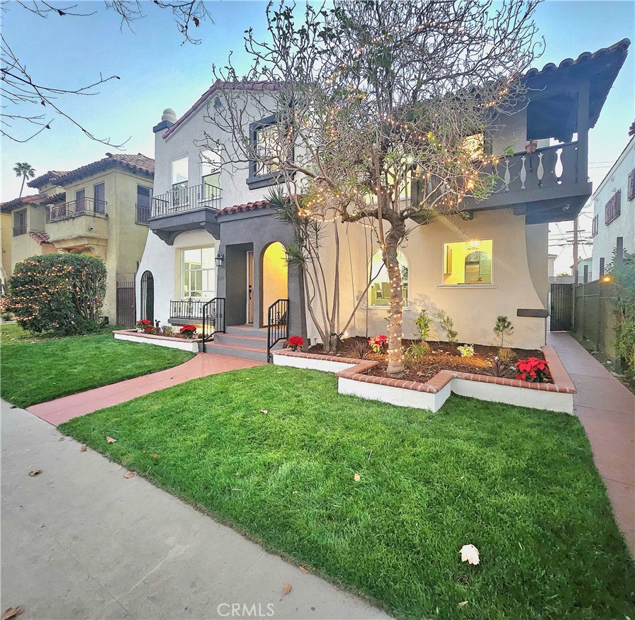 3104 W 43rd Place Property Photo 1