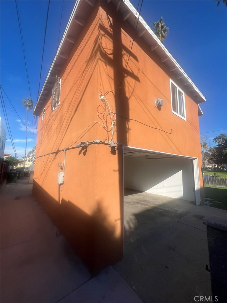 2000 W 54th Property Photo 42
