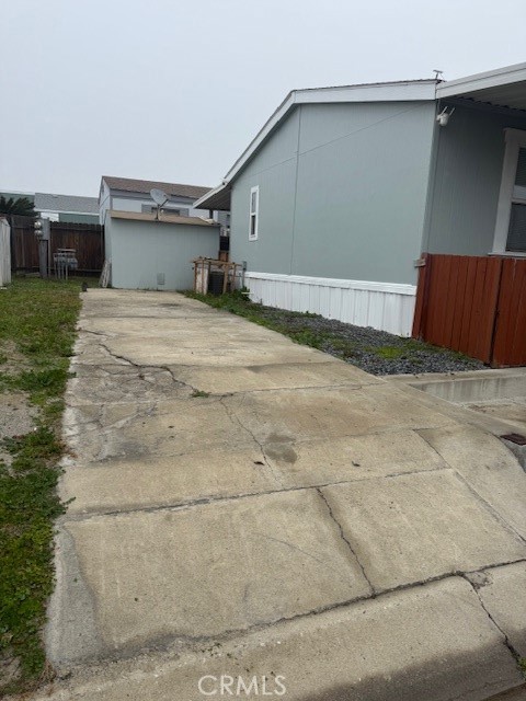 6601 Eucalyptus Property Photo 6
