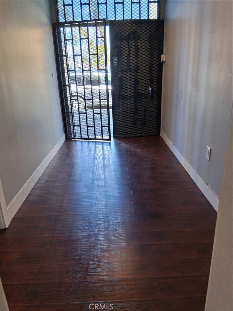 3724 W Slauson Property Photo 2