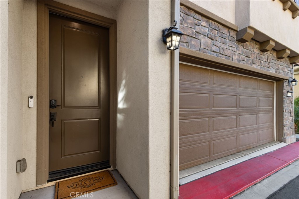 21056 Blossom Way Property Photo 8