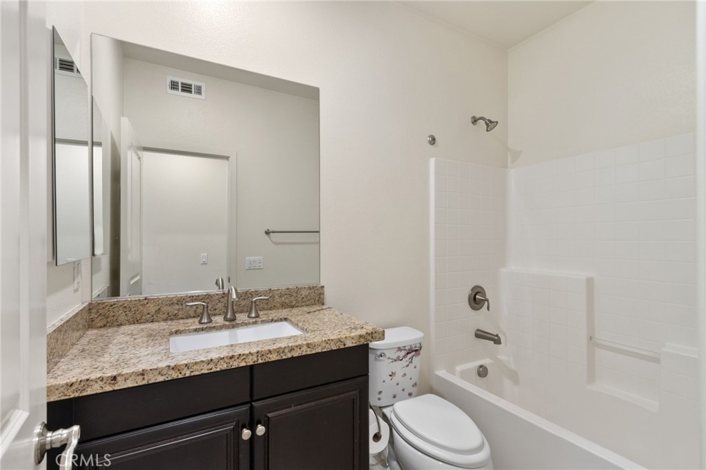 21056 Blossom Way Property Photo 11
