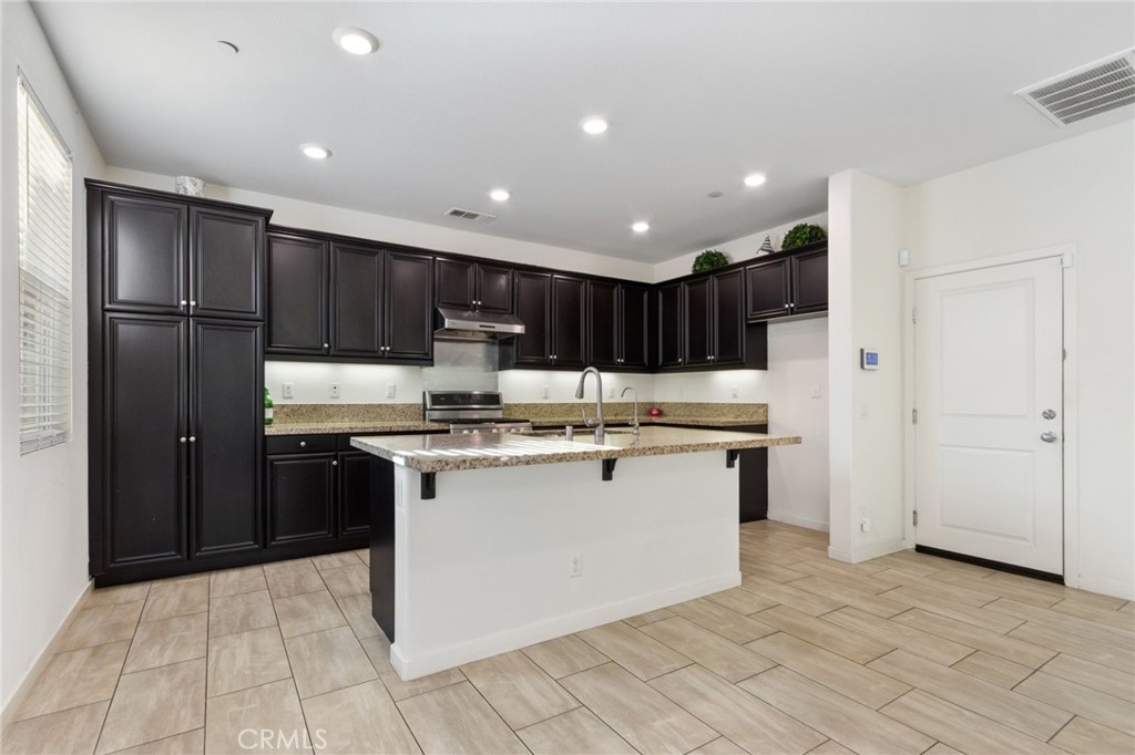 21056 Blossom Way Property Photo 18