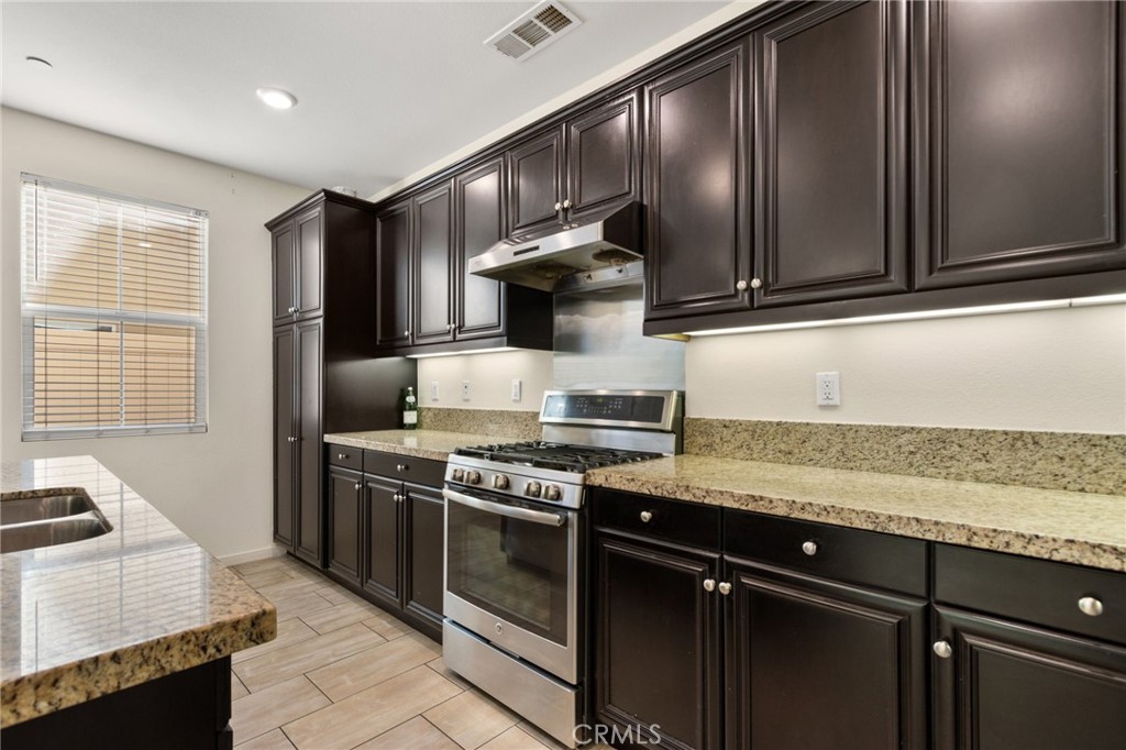 21056 Blossom Way Property Photo 22