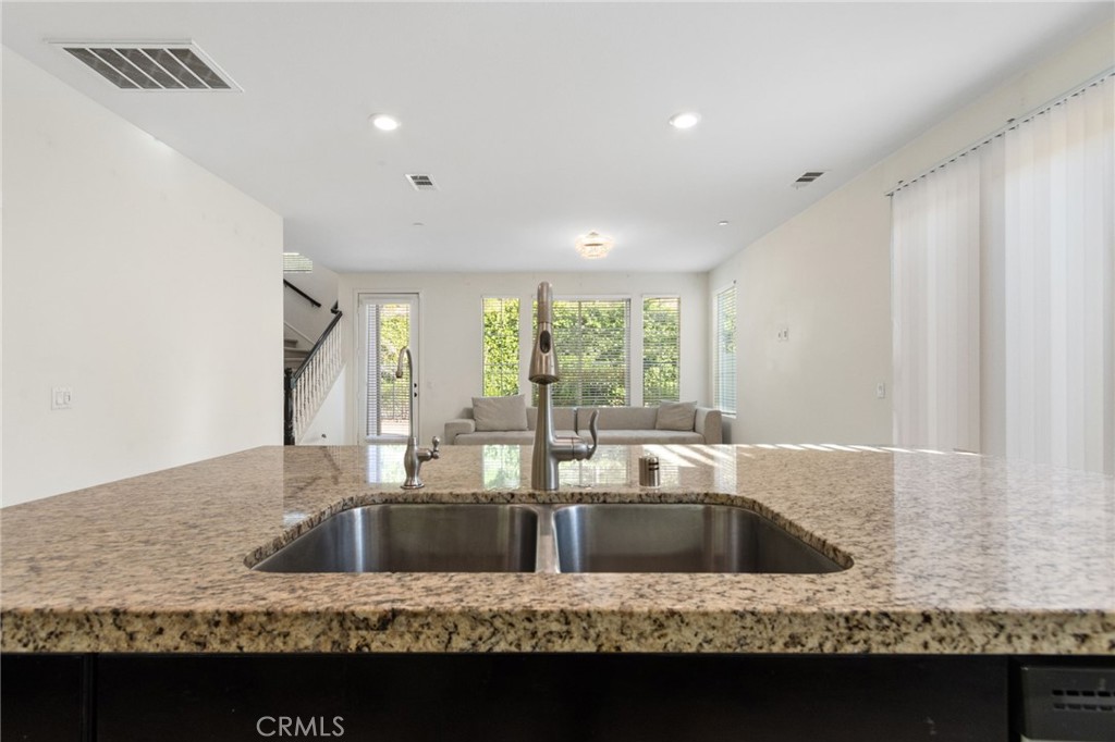 21056 Blossom Way Property Photo 23