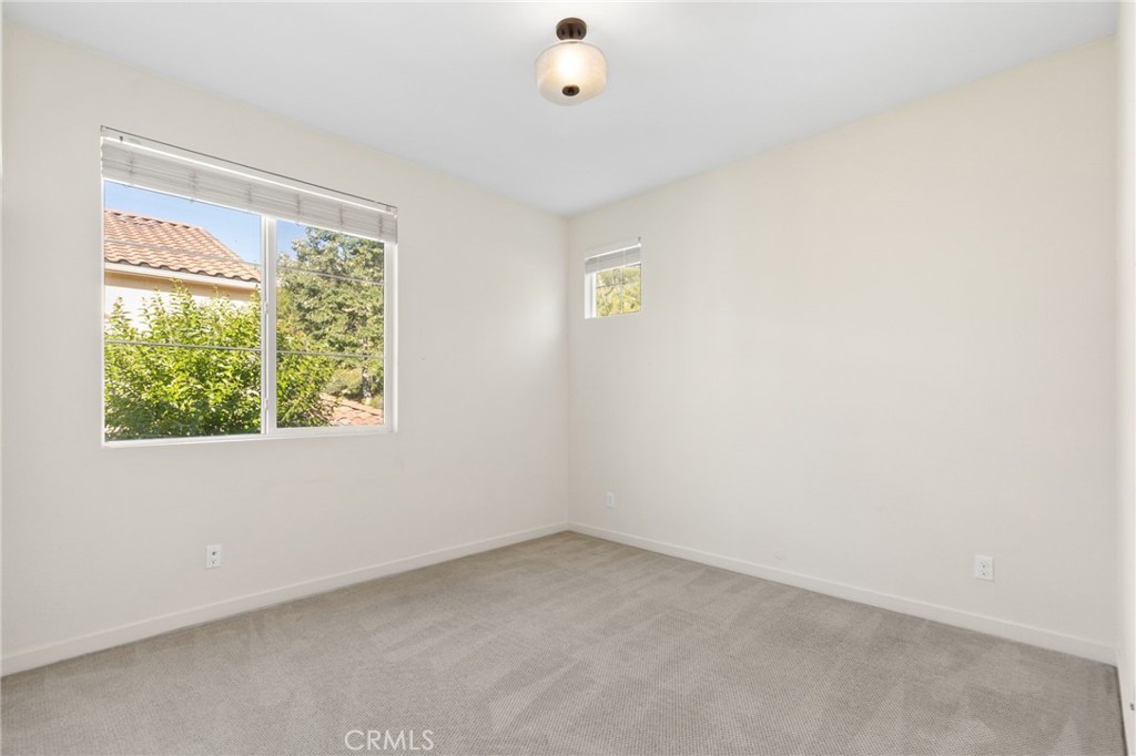 21056 Blossom Way Property Photo 32