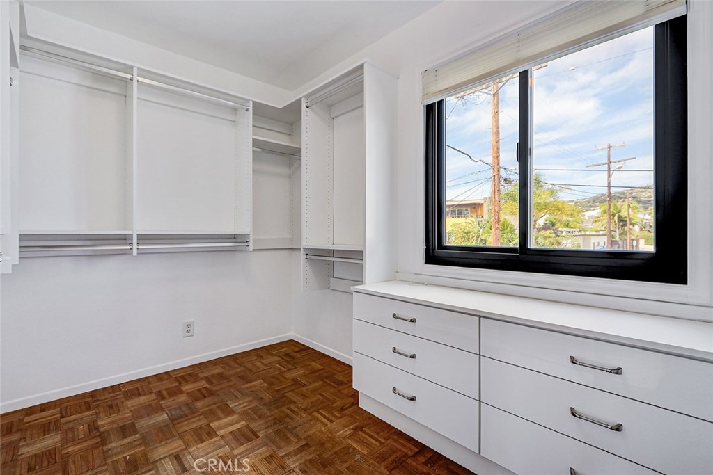 404 Hanford Avenue Property Photo 23