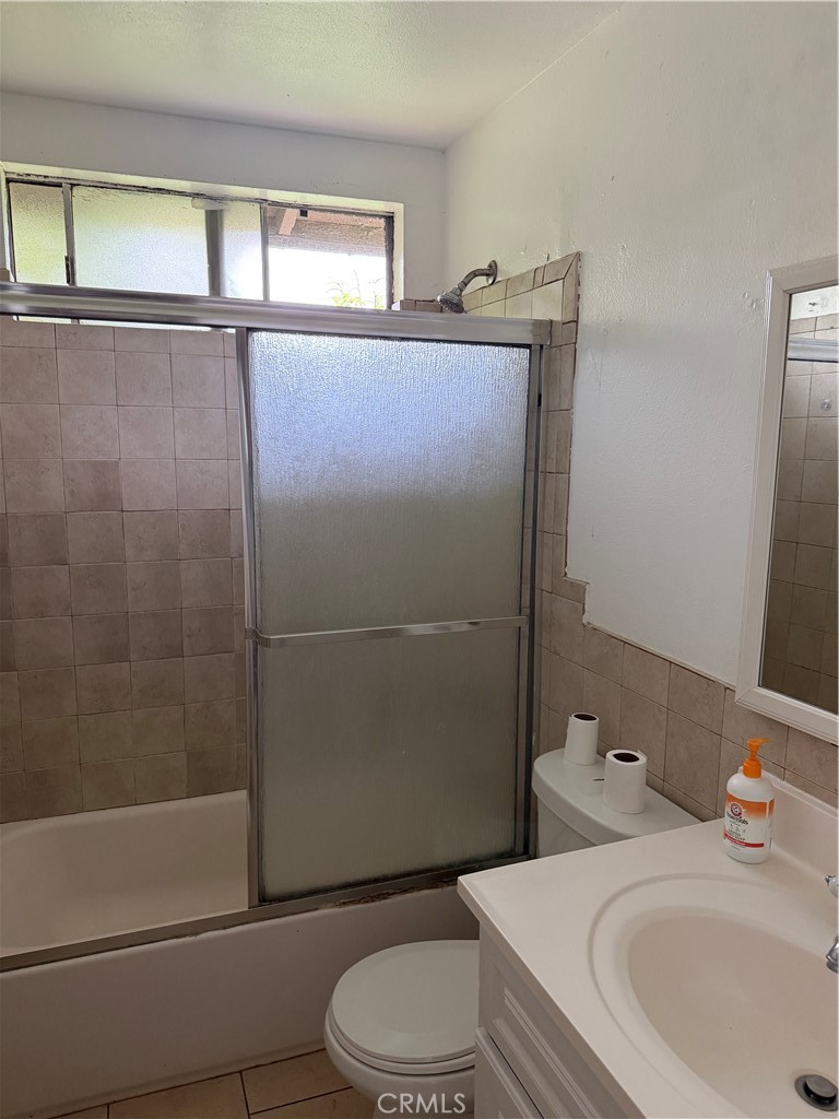 23571 1/2 Maribel Property Photo 2