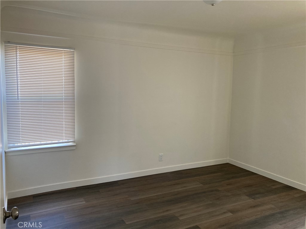 302 W 107th Street Property Photo 6