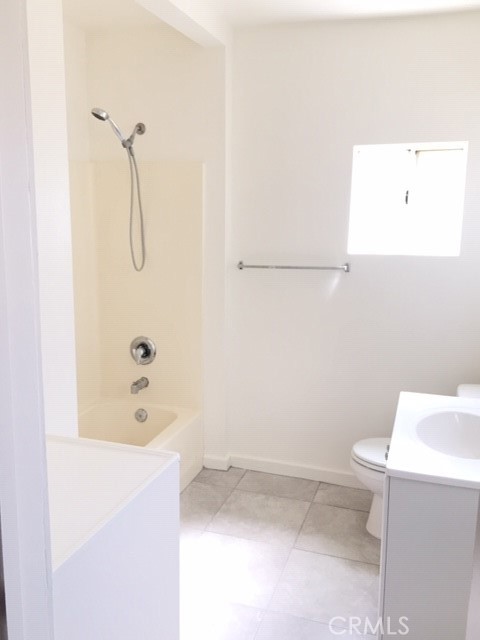 1163 N Ditman Avenue Property Photo 4