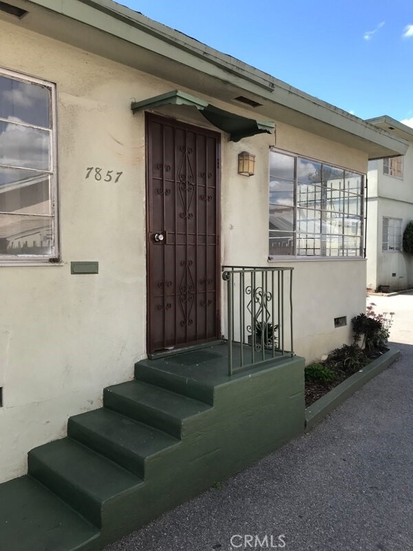 7857 Crenshaw Boulevard Property Photo 1