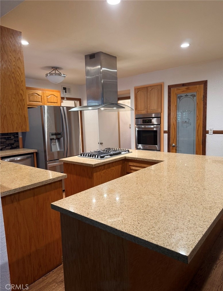 412 E Cassidy Property Photo 8