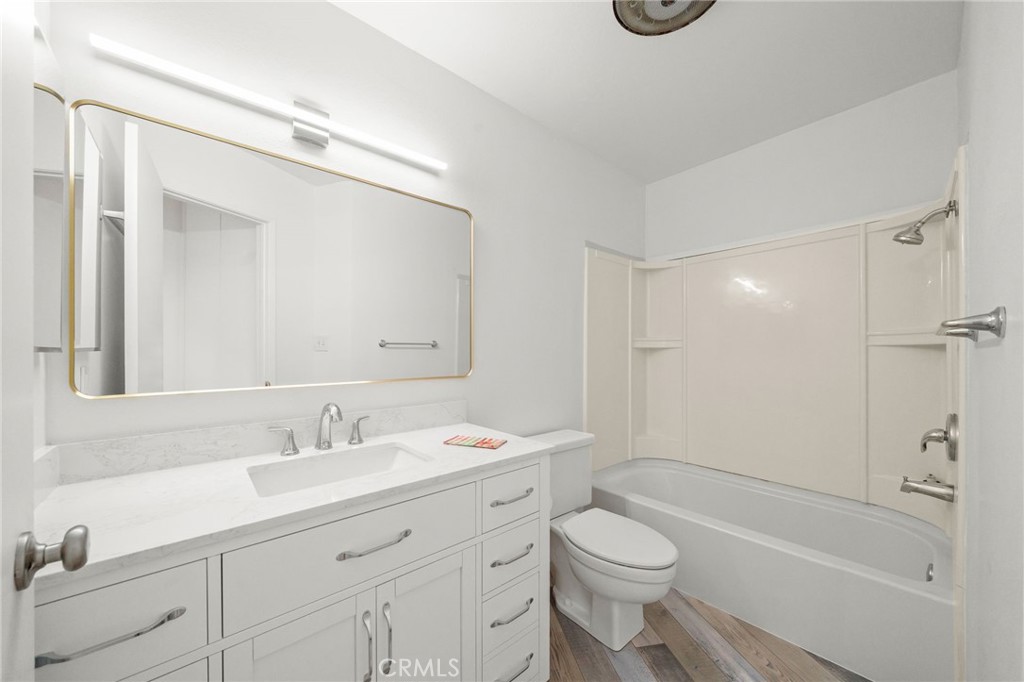 650 The Village 106 Property Photo 20