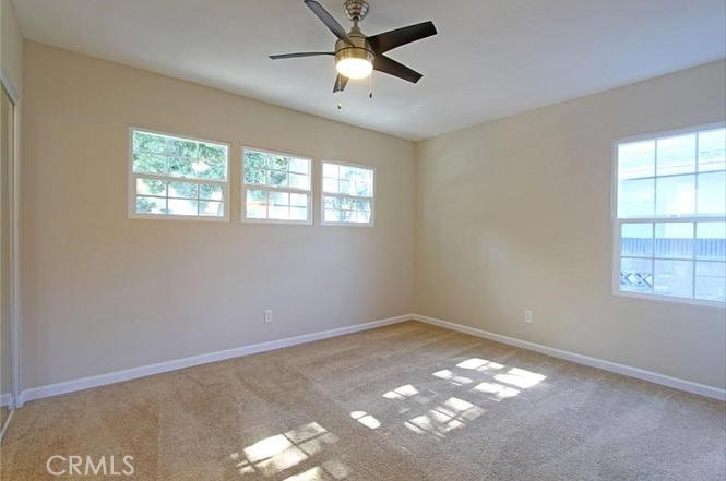 9406 S 10th Property Photo 4