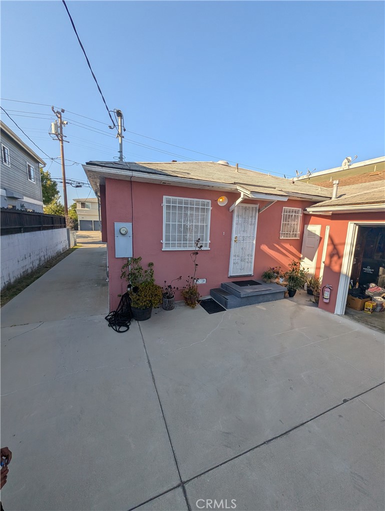 316 E Plymouth Property Photo 5
