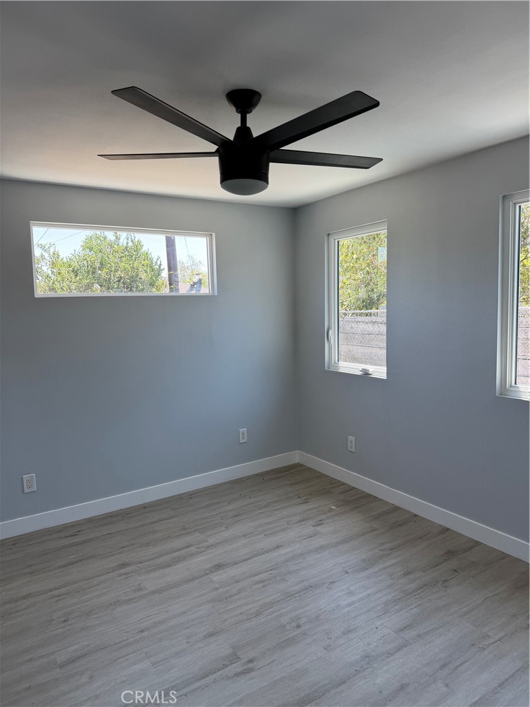 1512 E 125th Property Photo 3