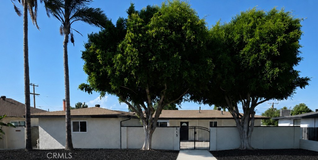 115 W Rancho Rd. Property Photo 1