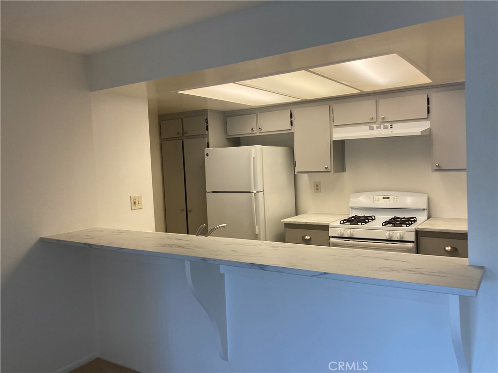 8505 Columbus Avenue 111 Property Photo 7