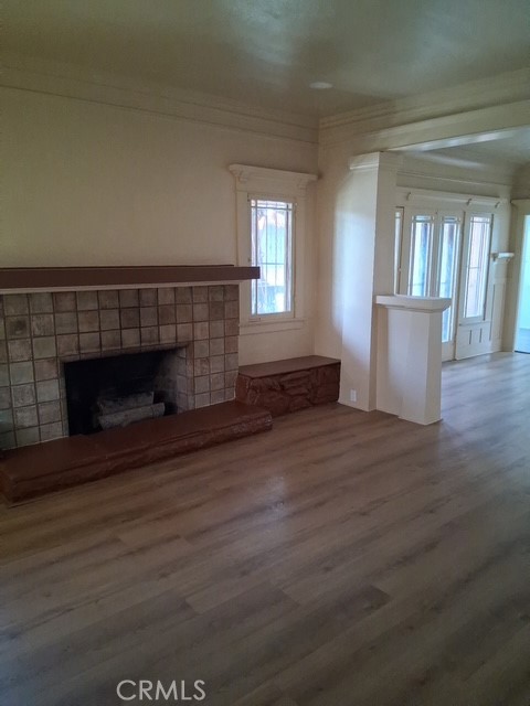 1842 W 43rd Place Property Photo 6