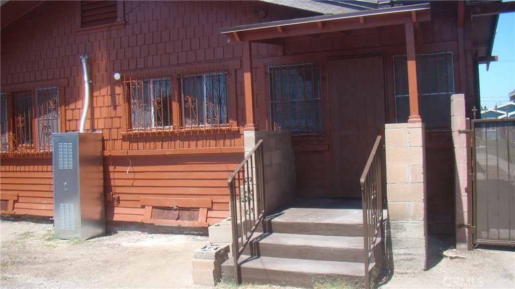 1842 W 43rd Place Property Photo 21