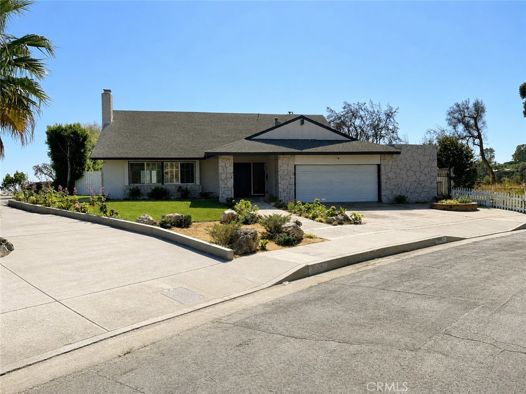 16952 Dulce Ynez Property Photo 1