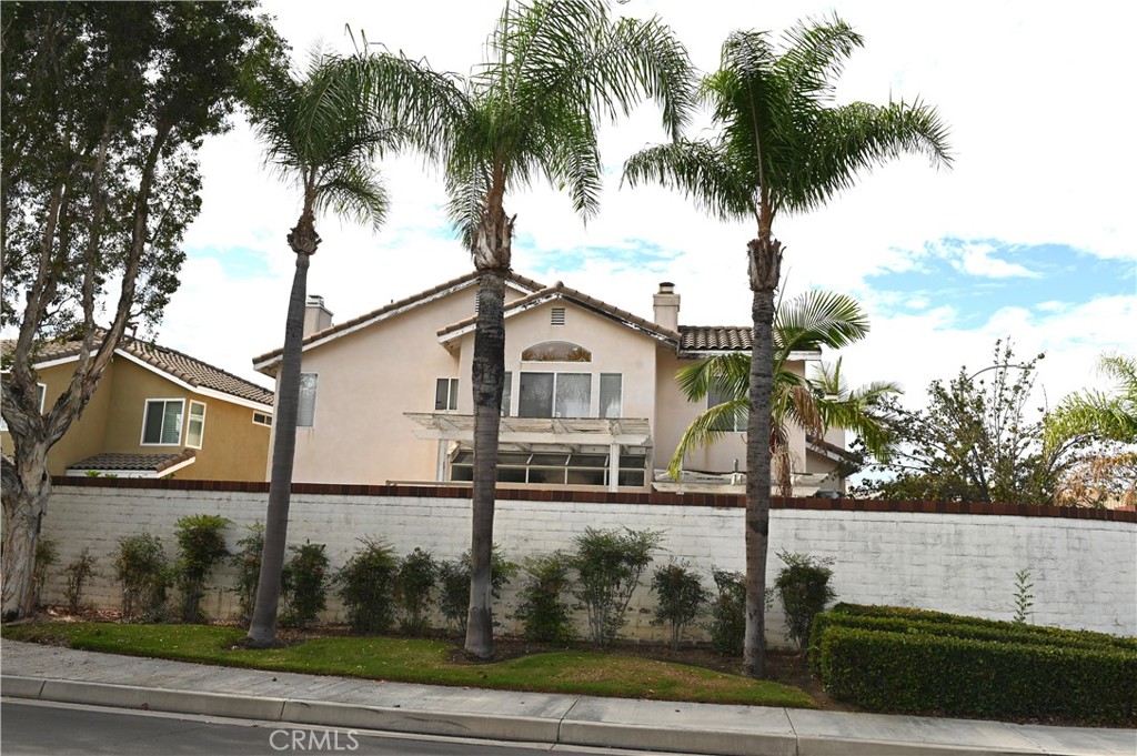 4742 Corsica Property Photo 4