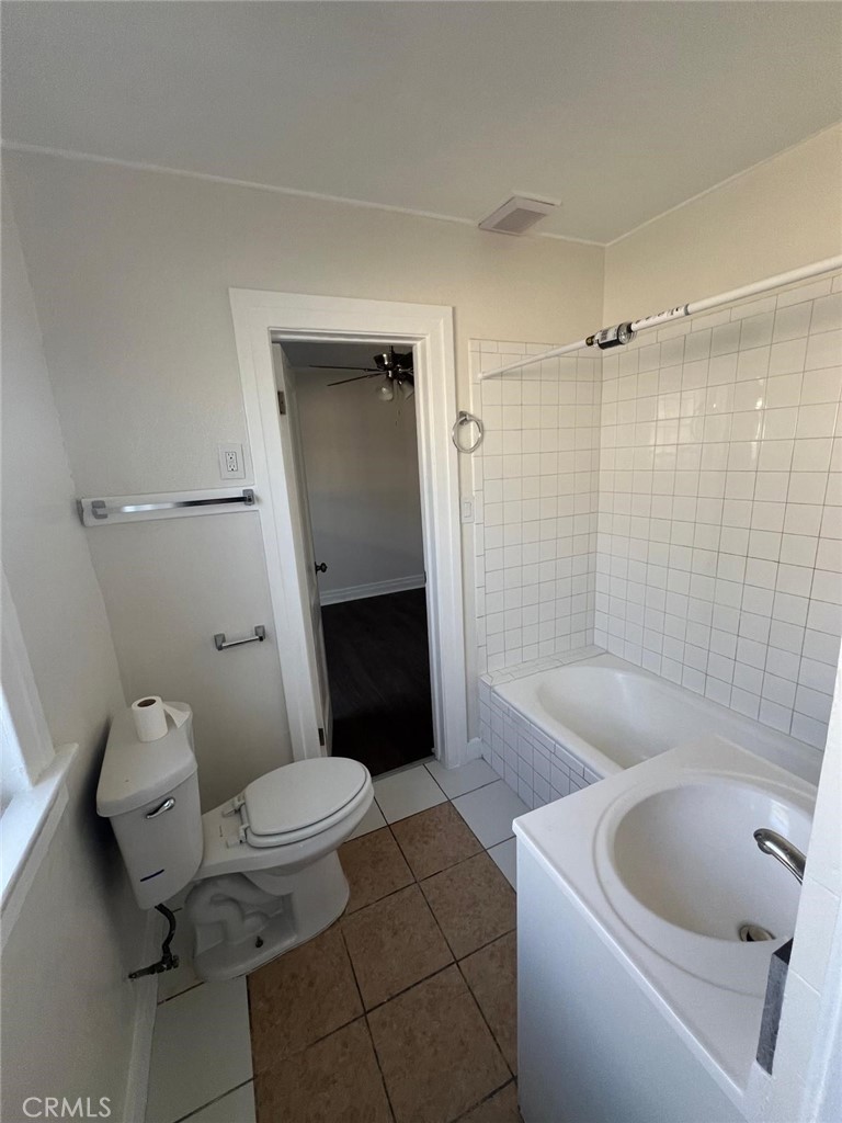 1110 W. 92nd Street Property Photo 11