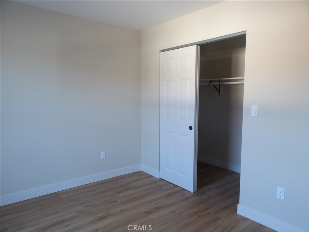 1618 1/2 W Gardena Property Photo 7