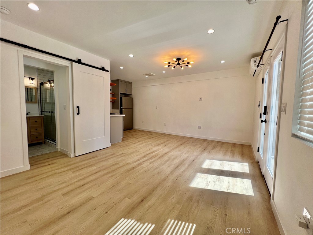 5108 Crenshaw Boulevard Property Photo 6