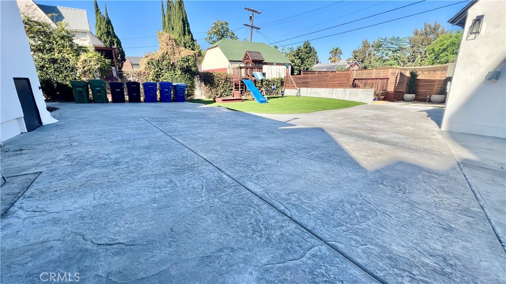 5108 Crenshaw Boulevard Property Photo 15
