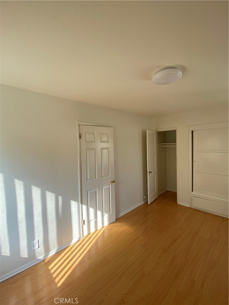 433 W Manchester A Property Photo 9