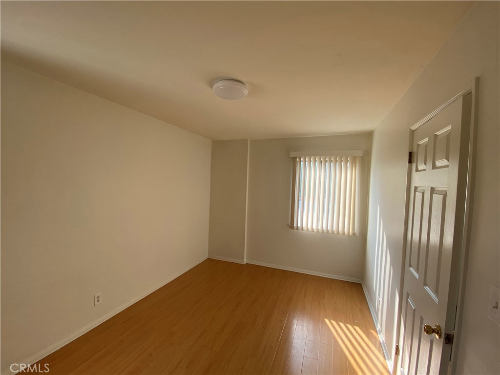 433 W Manchester A Property Photo 13