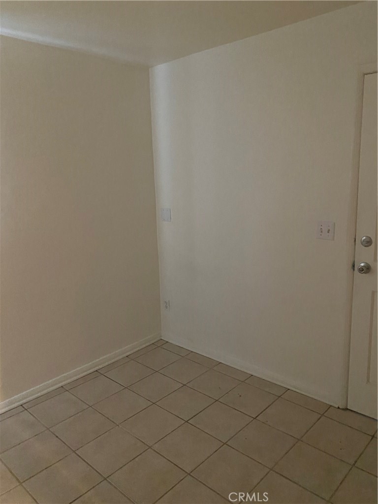 433 W Manchester A Property Photo 31
