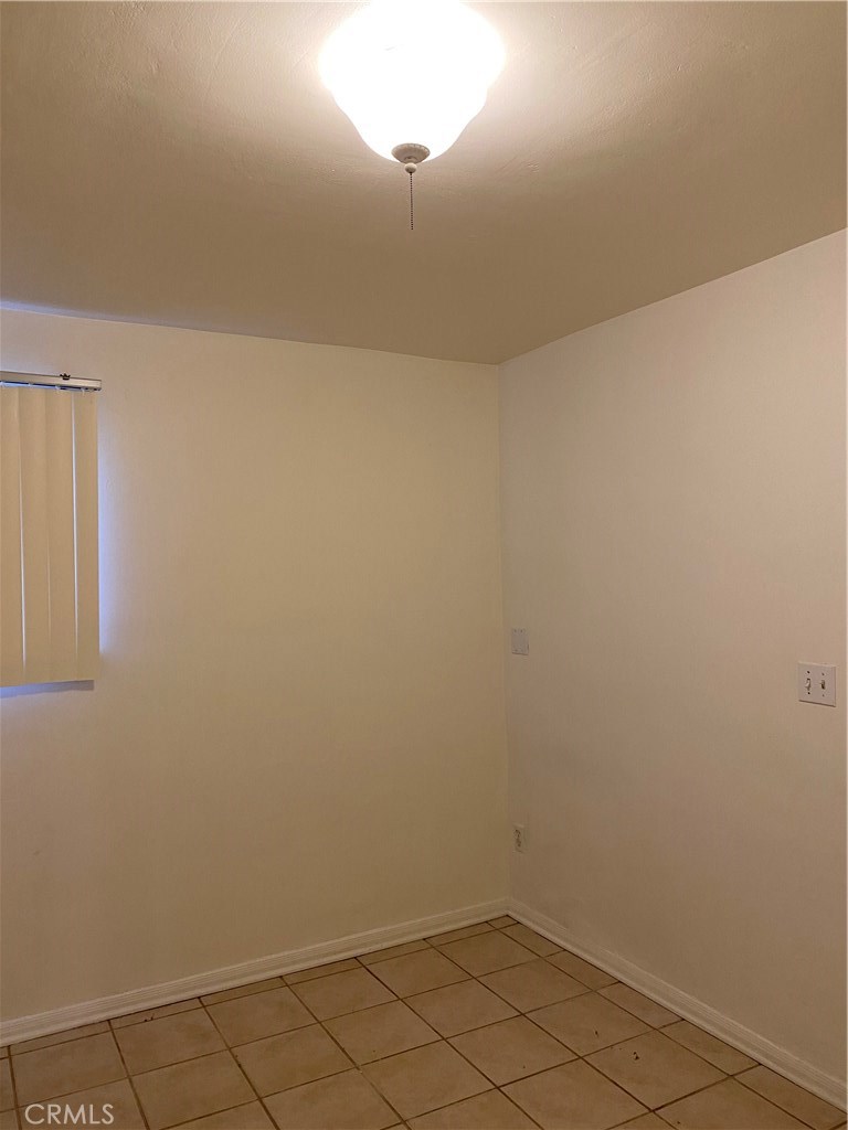 433 W Manchester A Property Photo 33