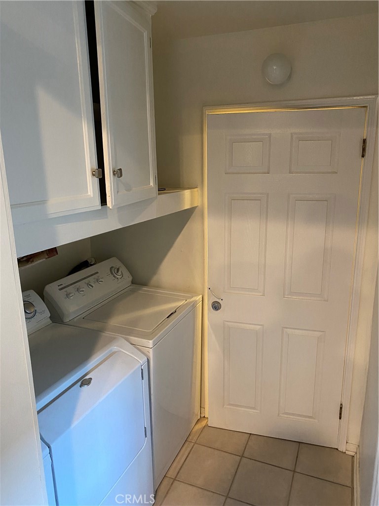 433 W Manchester A Property Photo 35