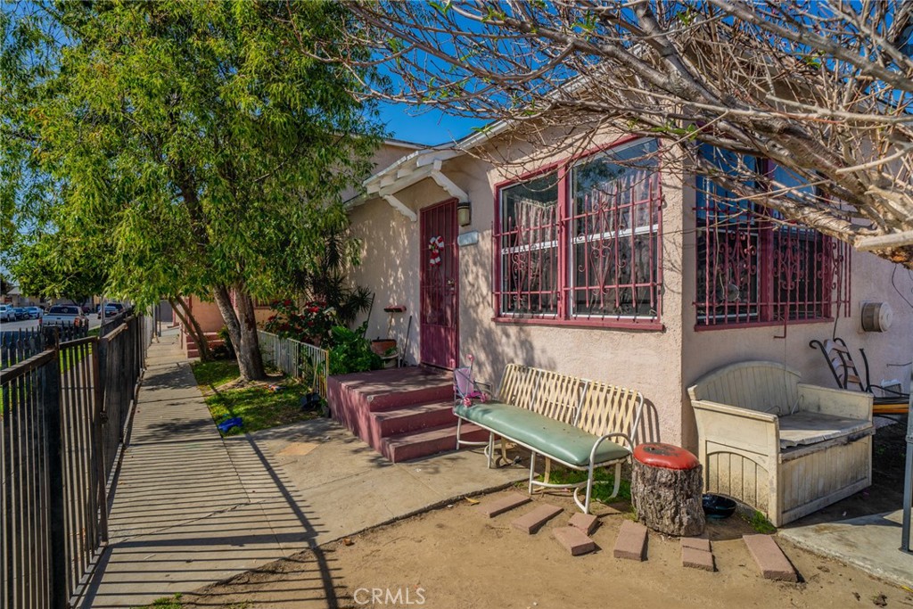 4607 Wadsworth Avenue Property Photo 3