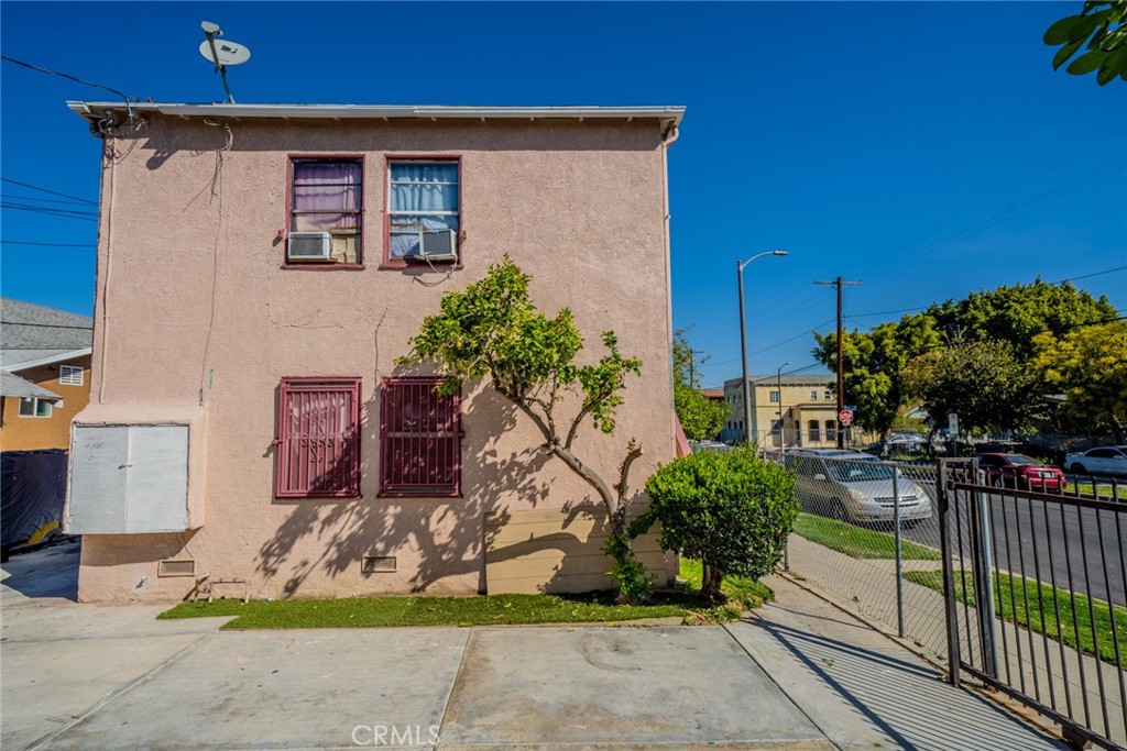 4607 Wadsworth Avenue Property Photo 7