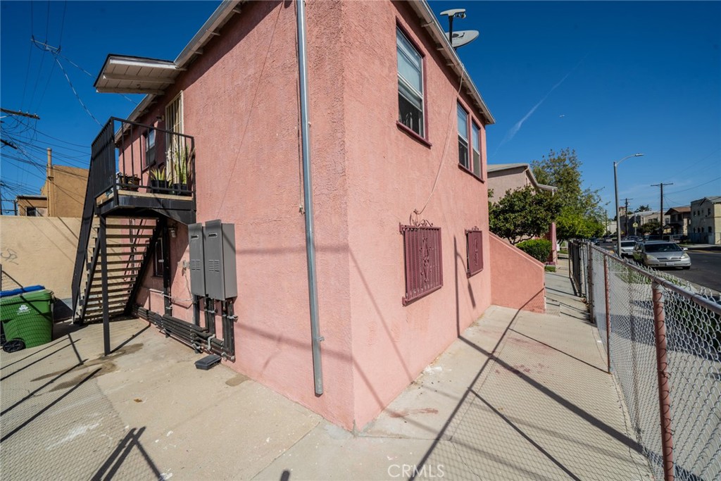 4607 Wadsworth Avenue Property Photo 10