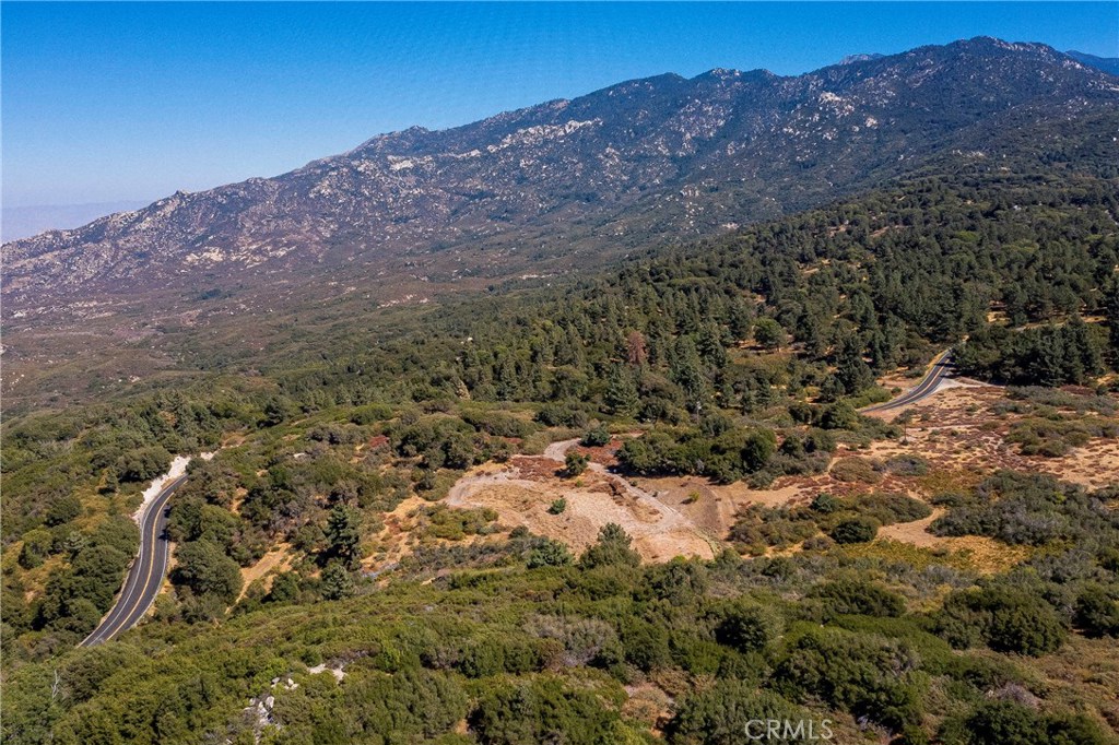 19030 Highway 243 Property Photo 10